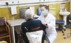嘴角歪斜、经常流口水怎么办？常州阳光康复医院 助您重拾自信