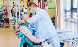 尾椎骨骨折康复指南——常州阳光康复医院:科学护理,助你快速恢复