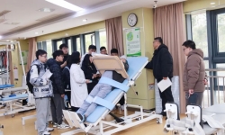 常工院师生到访常州阳光康复医院！探索康复医学奥秘